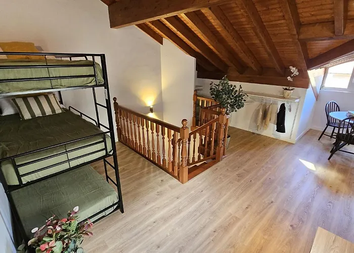 Hébergement de vacances Casa Arenal Comillas, Grande, Céntrico Y Tranquilo, Con Jardín Y Piscina, Ideal Familias