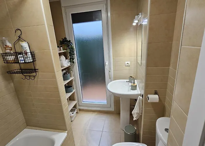 Hébergement de vacances Casa Arenal Comillas, Grande, Céntrico Y Tranquilo, Con Jardín Y Piscina, Ideal Familias Comillas